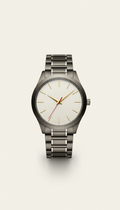 Elegant Wristwatch with Metallic Accents
